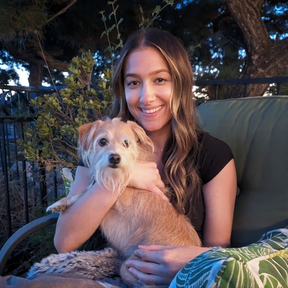 Meet your Posher, Monica - Picture 4 of 5